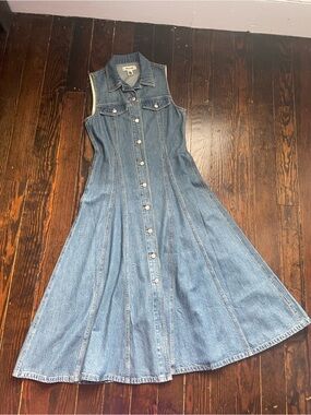 Madewell Pleated Denim Midi Shirtdress in Billings Wash Collared Size 4 Button